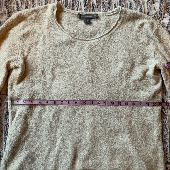 French Connection Size Small soft white/gray sweater - Picture 4 of 5